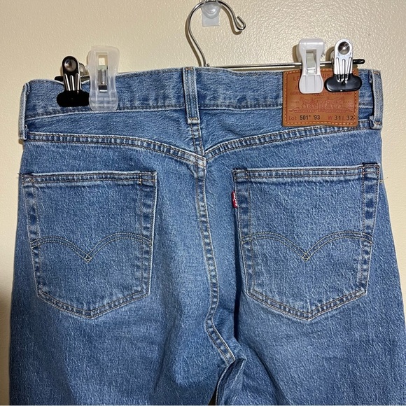 Levi’s Premium 501 ‘93 Straight Fit Men’s Jeans Basil Sky Destructed Medium Wash - Picture 9 of 16